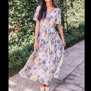 Gal Meets Glam | Kiki Leaf Chiffon Maxi Dress NWT